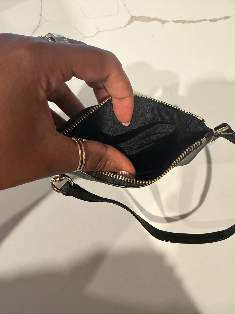 Michael Kors compact zip